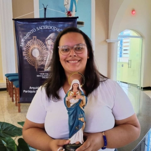 Rezando com Maria